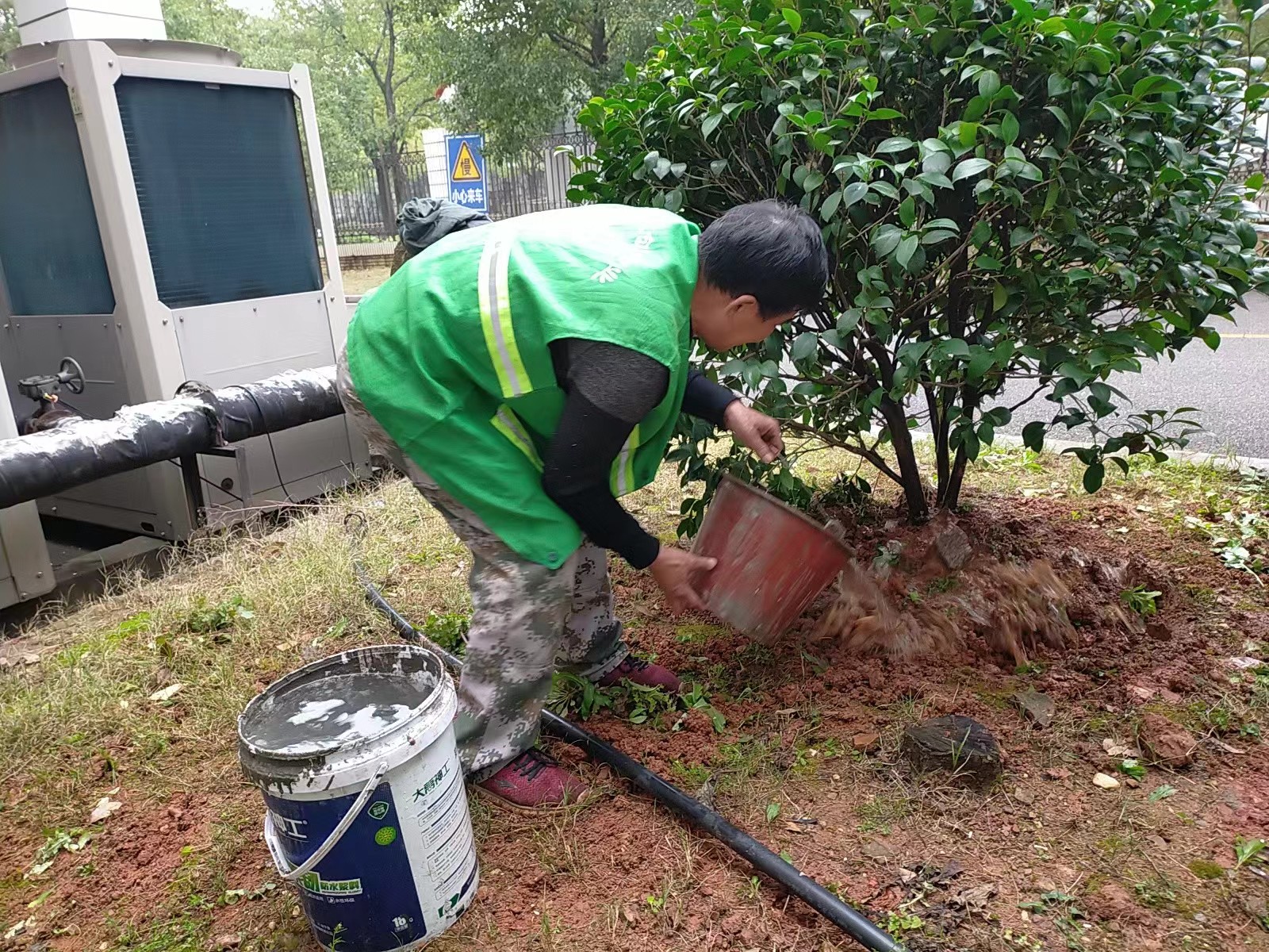 湖南保安服務,墻外高空清洗服務,湖南保利天創物業發展有限公司